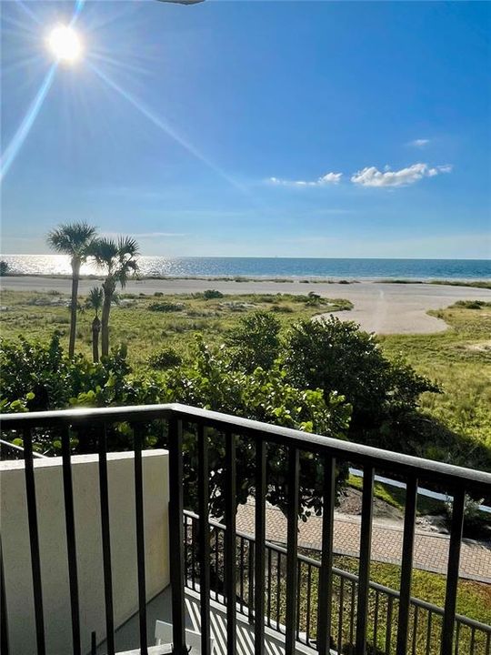 For Rent: $6,500 (2 beds, 2 baths, 1464 Square Feet)