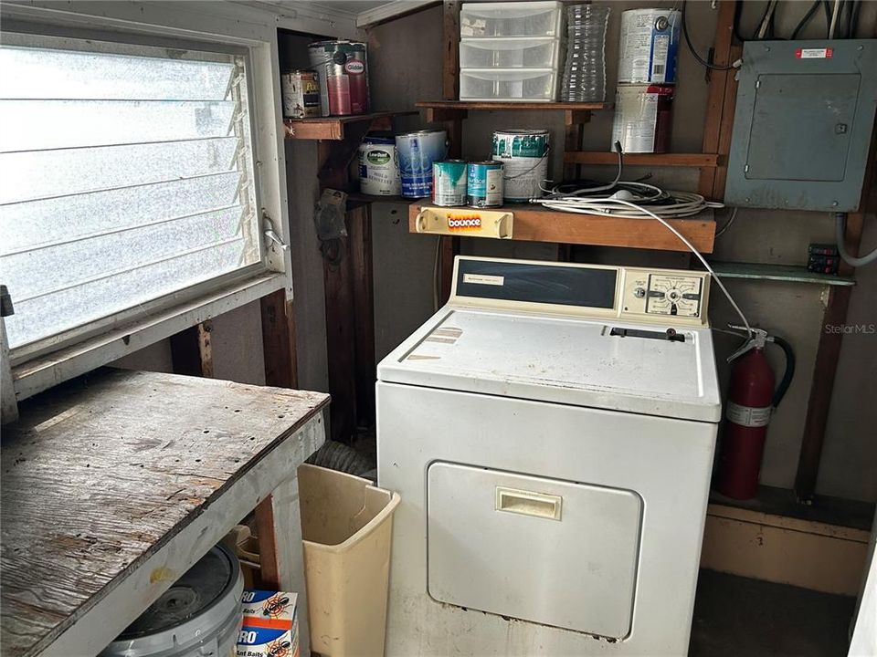 For Sale: $219,900 (2 beds, 1 baths, 1000 Square Feet)