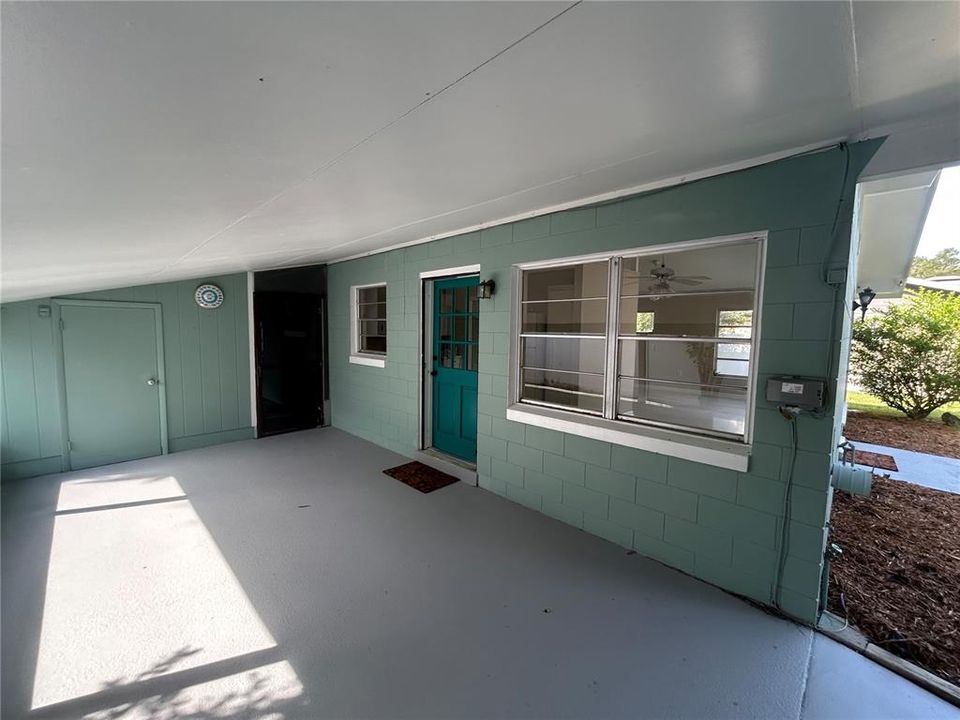 For Sale: $219,900 (2 beds, 1 baths, 1000 Square Feet)