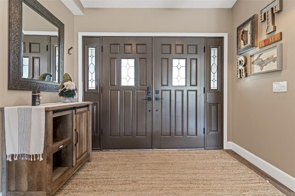 Activo con contrato: $799,999 (4 camas, 2 baños, 2636 Pies cuadrados)