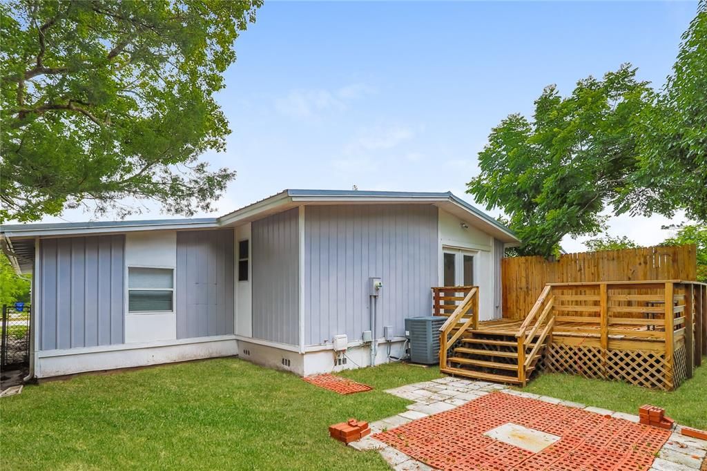 En Venta: $239,900 (3 camas, 2 baños, 1096 Pies cuadrados)