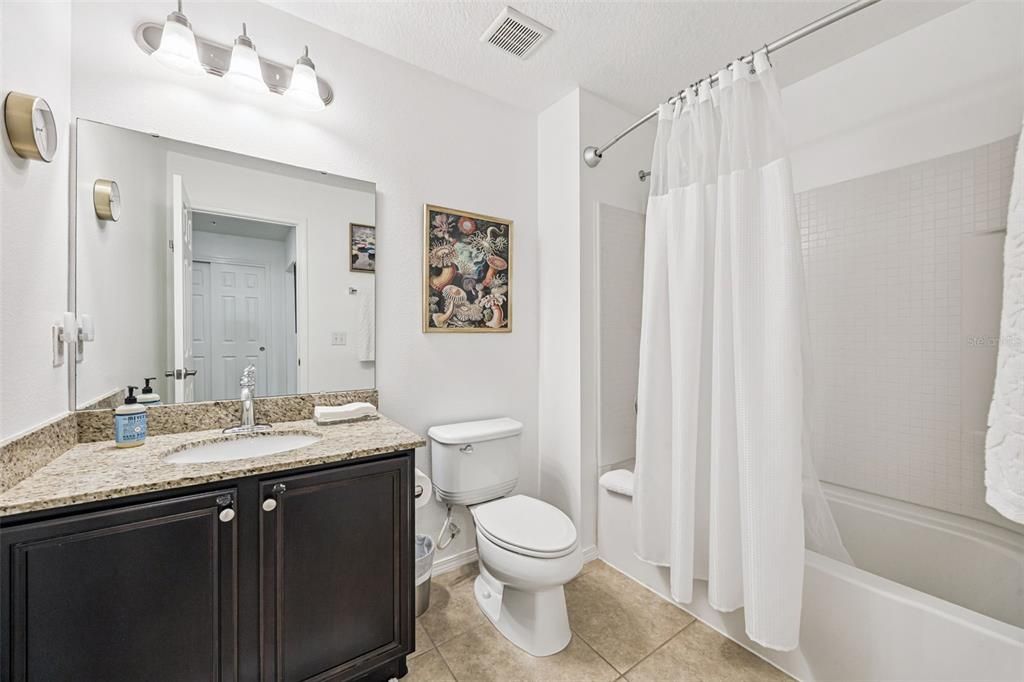 For Sale: $334,900 (3 beds, 2 baths, 1575 Square Feet)