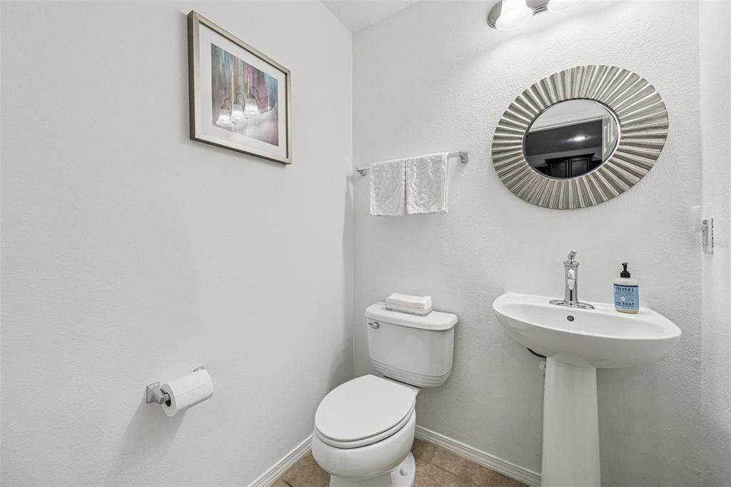 For Sale: $334,900 (3 beds, 2 baths, 1575 Square Feet)