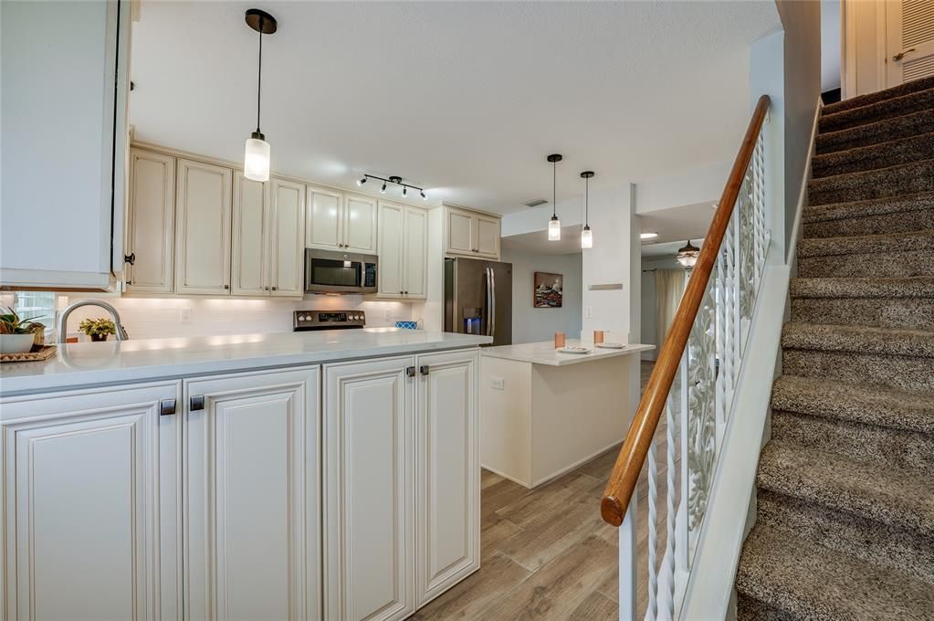 На продажу: $154,000 (2 спален, 1 ванн, 1122 Квадратных фут)