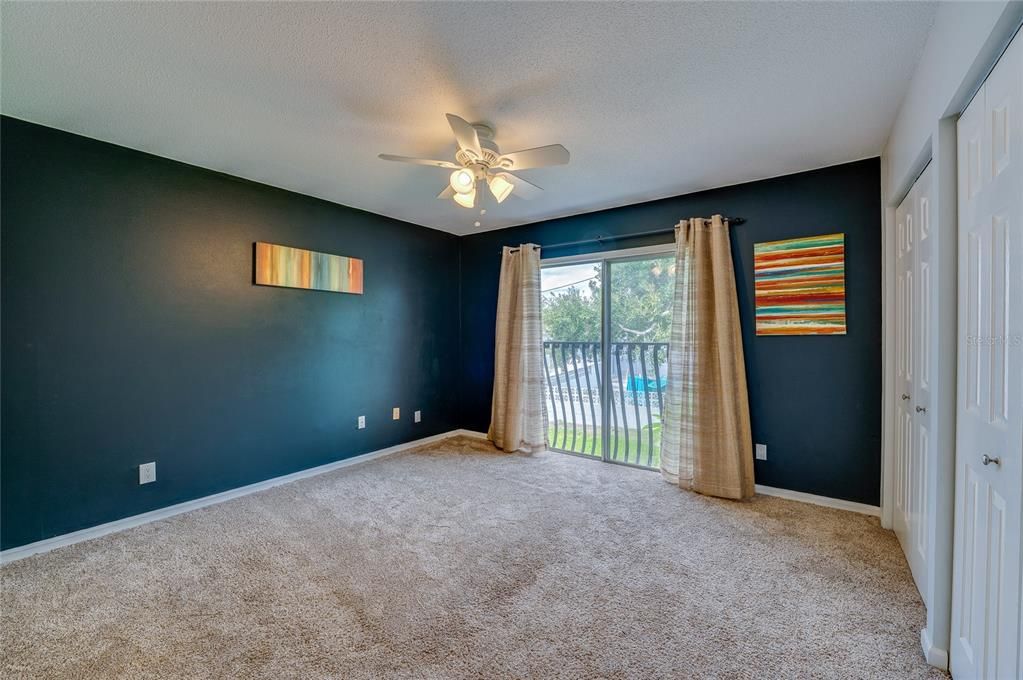 На продажу: $154,000 (2 спален, 1 ванн, 1122 Квадратных фут)