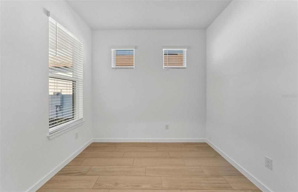 For Sale: $361,160 (2 beds, 2 baths, 1405 Square Feet)