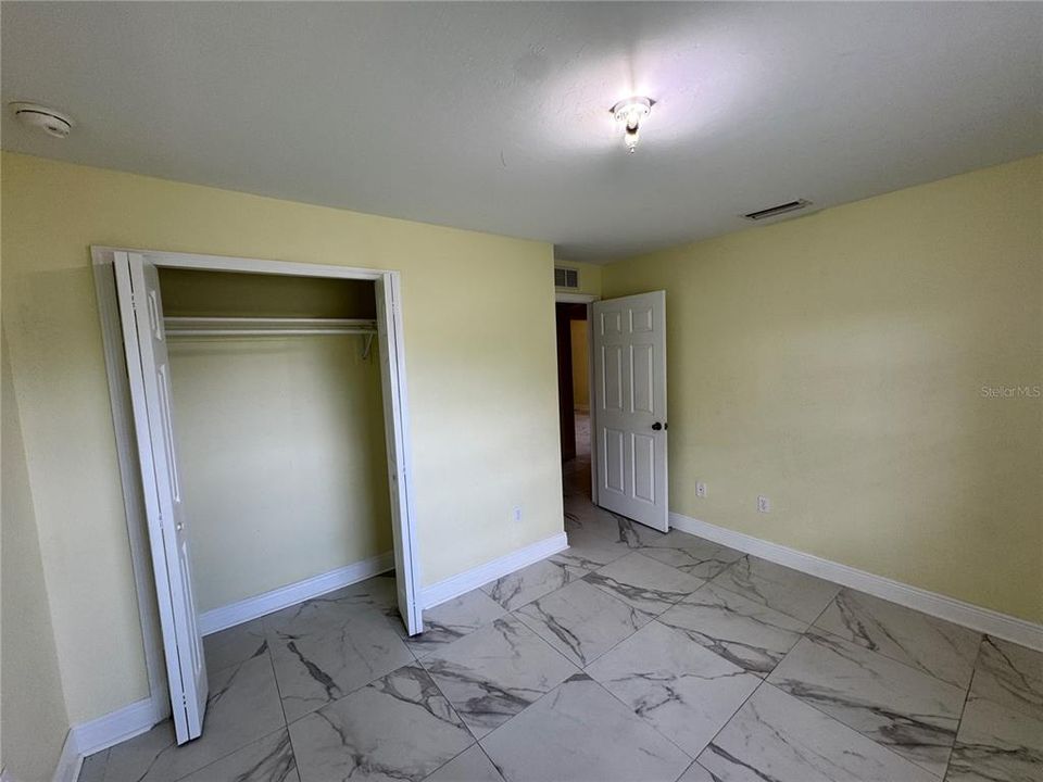 出租: $1,800 (3 贝兹, 2 浴室, 1227 平方英尺)