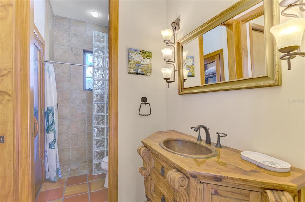 For Sale: $1,148,000 (4 beds, 4 baths, 4210 Square Feet)