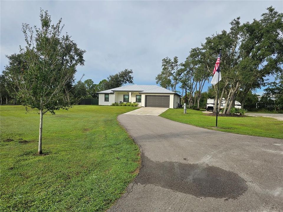 Active With Contract: $599,000 (3 beds, 2 baths, 1716 Square Feet)