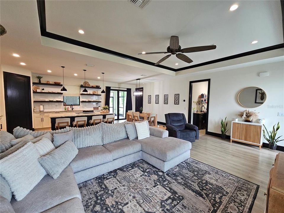 Active With Contract: $599,000 (3 beds, 2 baths, 1716 Square Feet)