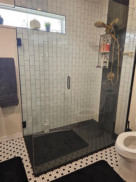 Active With Contract: $599,000 (3 beds, 2 baths, 1716 Square Feet)