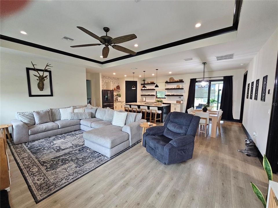 Active With Contract: $599,000 (3 beds, 2 baths, 1716 Square Feet)