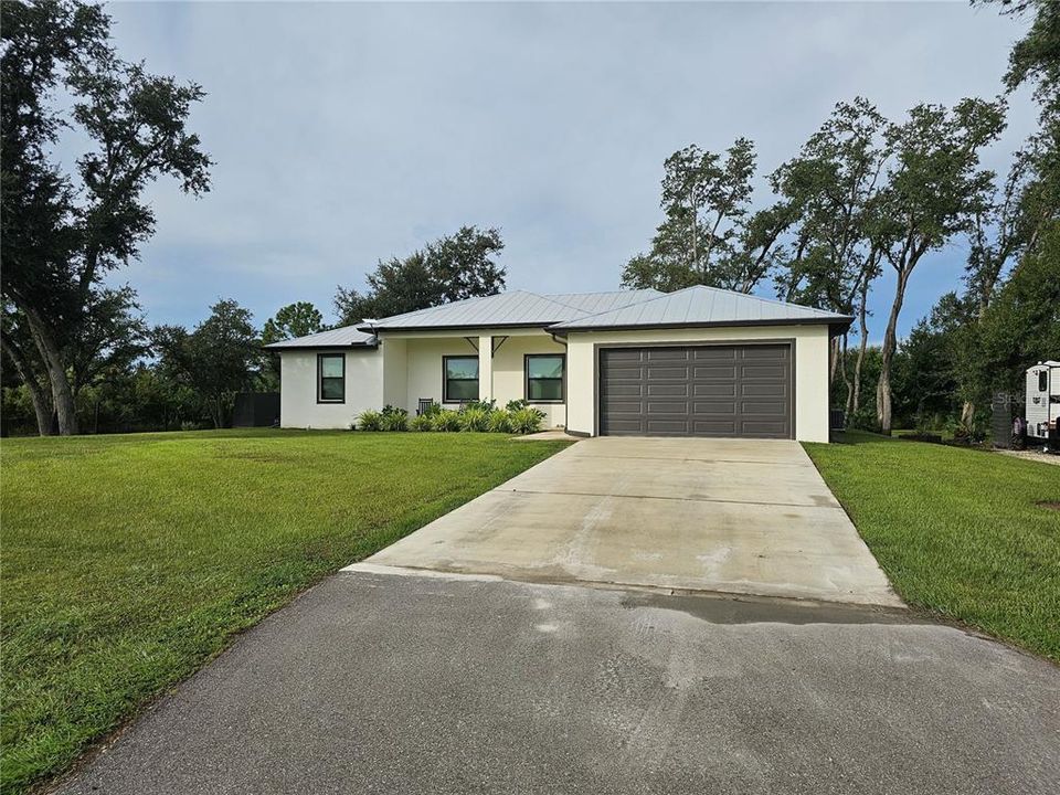 Active With Contract: $599,000 (3 beds, 2 baths, 1716 Square Feet)