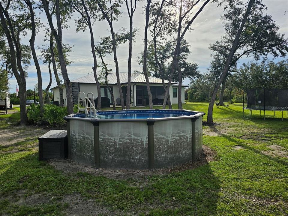 Active With Contract: $599,000 (3 beds, 2 baths, 1716 Square Feet)