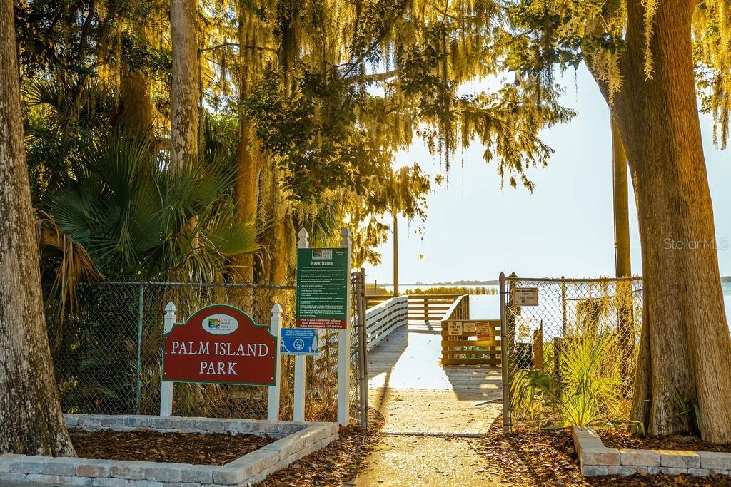 На продажу: $620,000 (3 спален, 2 ванн, 1911 Квадратных фут)