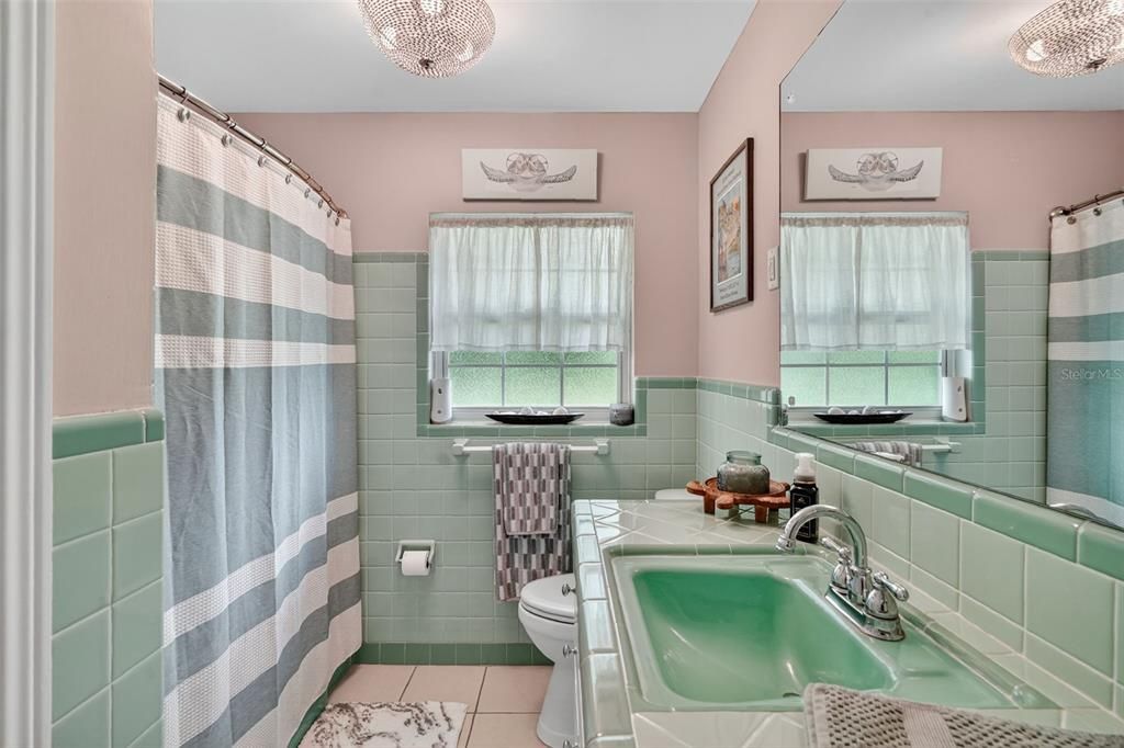 На продажу: $620,000 (3 спален, 2 ванн, 1911 Квадратных фут)