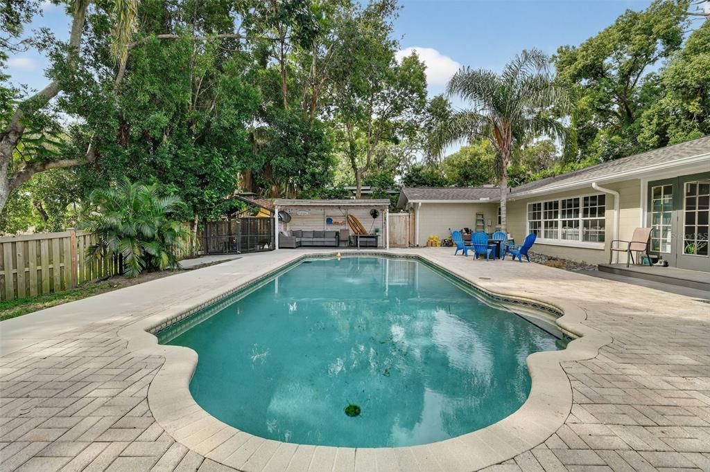 На продажу: $620,000 (3 спален, 2 ванн, 1911 Квадратных фут)