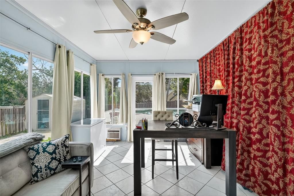 На продажу: $620,000 (3 спален, 2 ванн, 1911 Квадратных фут)