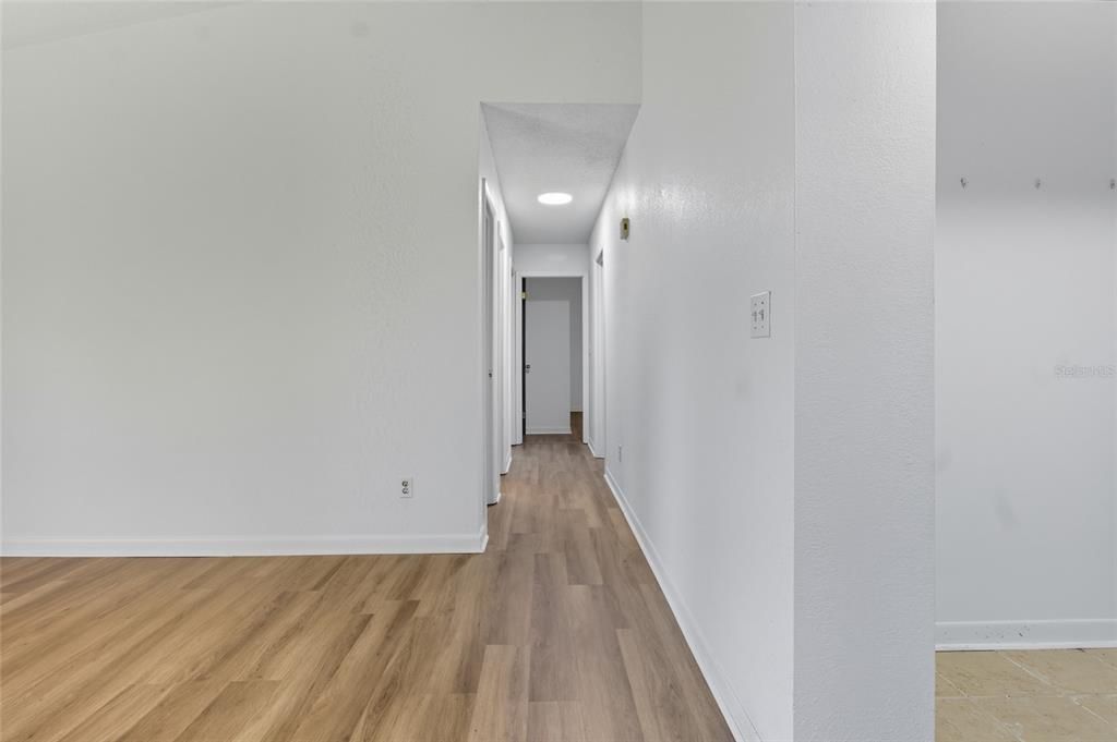 Active With Contract: $249,900 (3 beds, 2 baths, 1360 Square Feet)