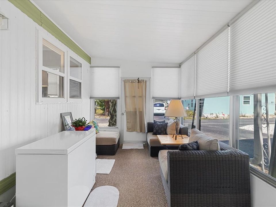 En Venta: $114,900 (2 camas, 1 baños, 831 Pies cuadrados)