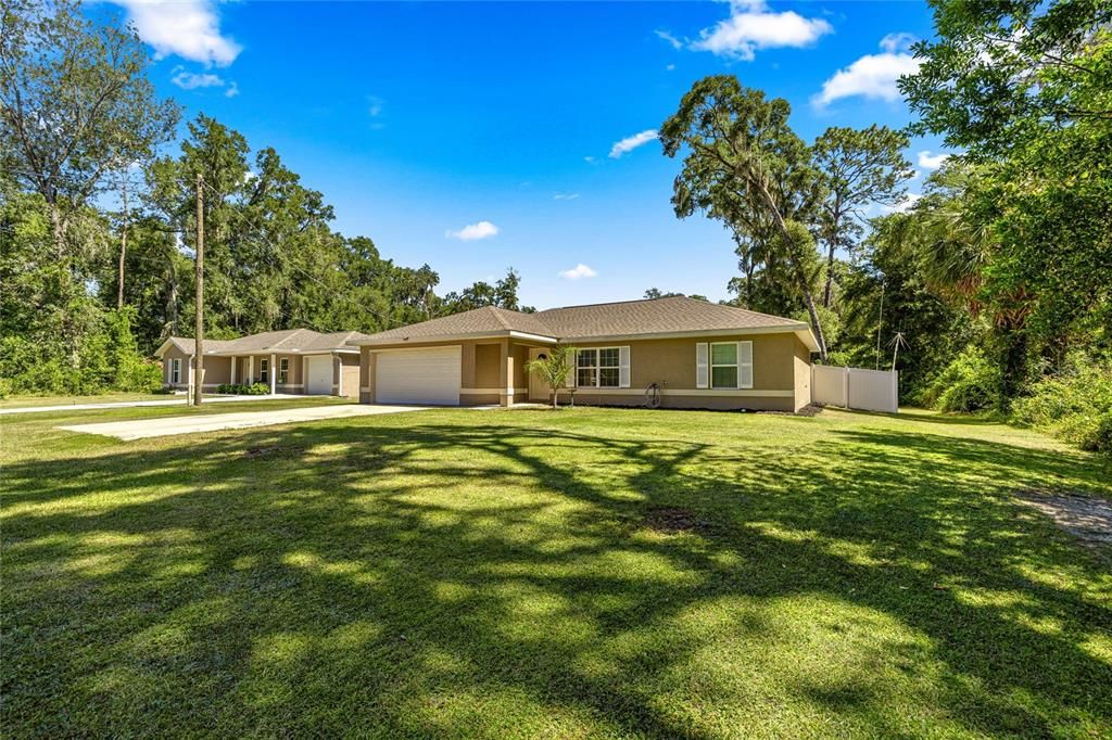 Active With Contract: $255,000 (3 beds, 2 baths, 1335 Square Feet)