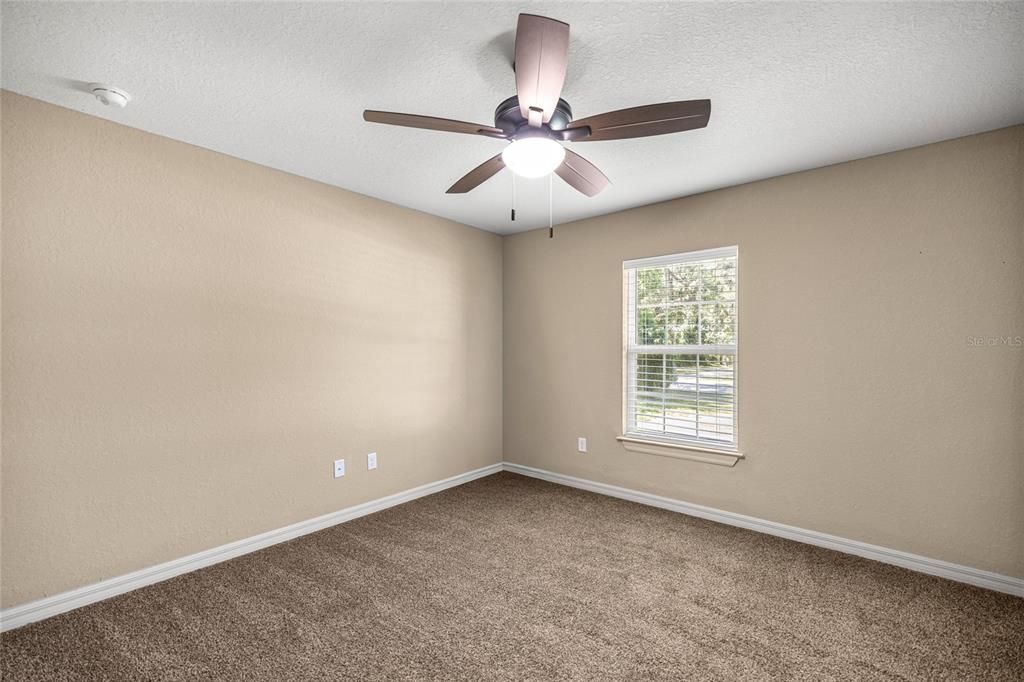 Active With Contract: $255,000 (3 beds, 2 baths, 1335 Square Feet)