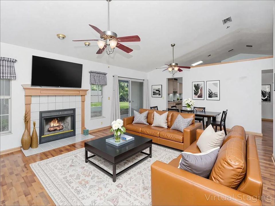 Active With Contract: $429,900 (4 beds, 2 baths, 1952 Square Feet)