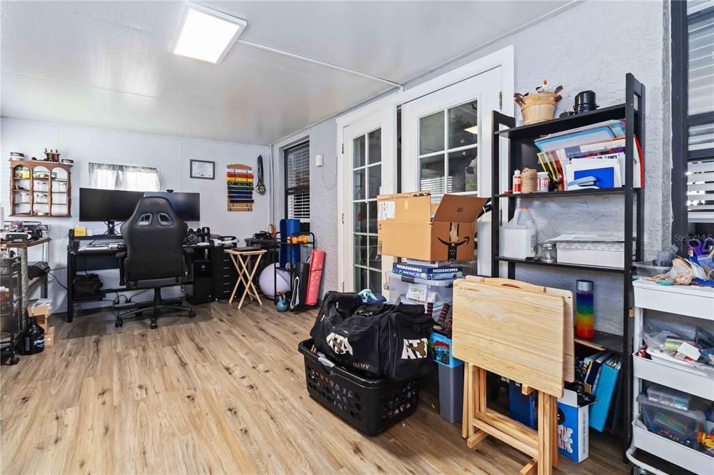 待售: $342,000 (3 贝兹, 2 浴室, 1220 平方英尺)