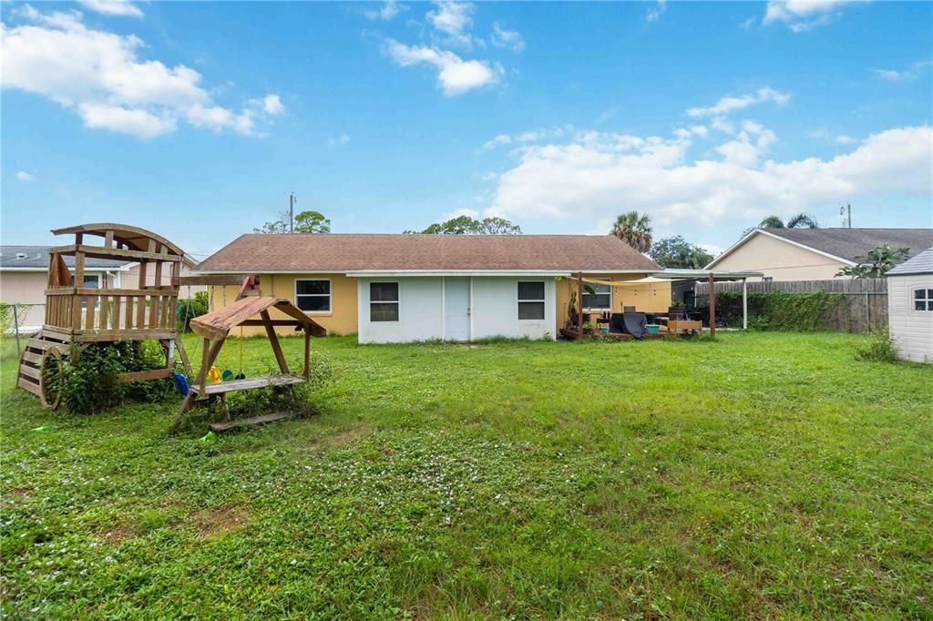 待售: $342,000 (3 贝兹, 2 浴室, 1220 平方英尺)