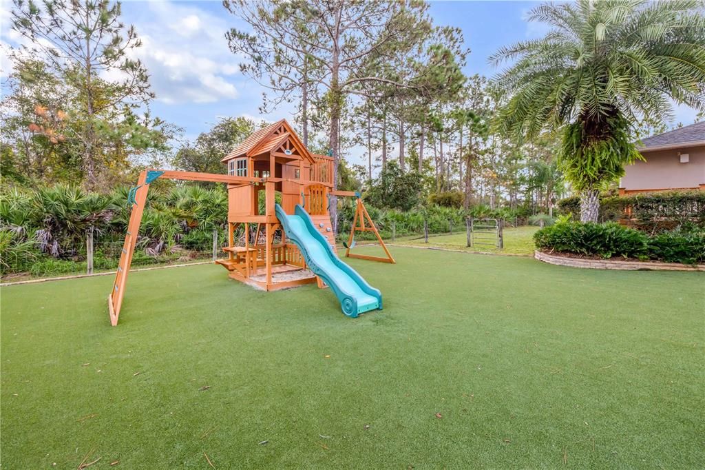 待售: $1,500,000 (4 贝兹, 3 浴室, 4128 平方英尺)