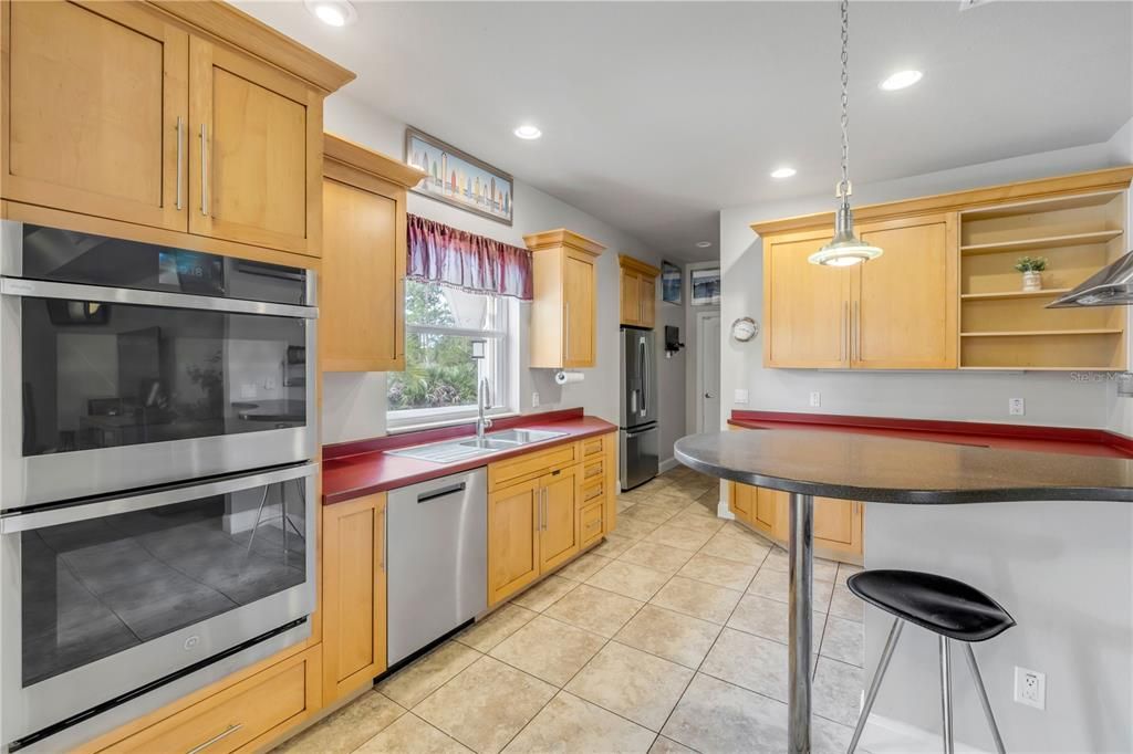 待售: $1,500,000 (4 贝兹, 3 浴室, 4128 平方英尺)