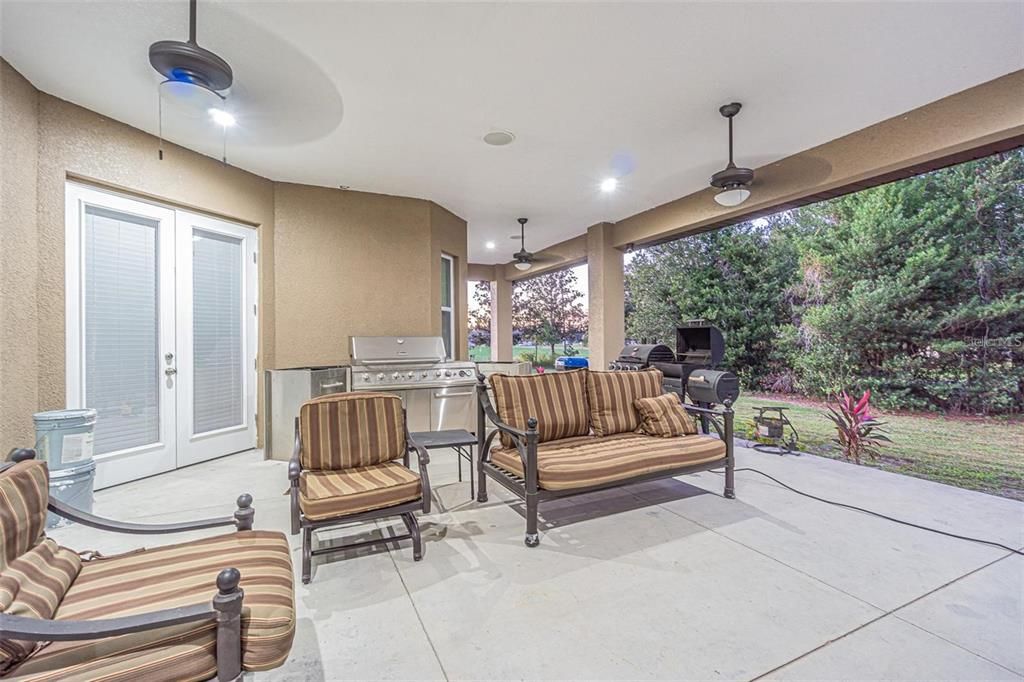 На продажу: $899,000 (4 спален, 3 ванн, 4676 Квадратных фут)