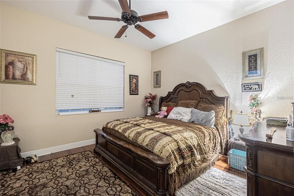 На продажу: $899,000 (4 спален, 3 ванн, 4676 Квадратных фут)