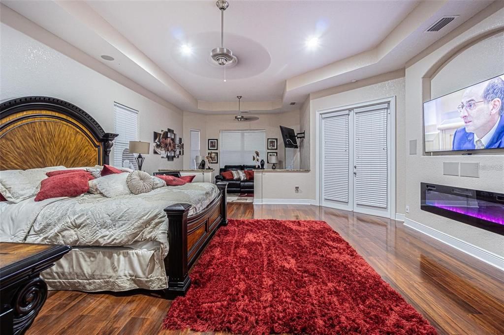 На продажу: $899,000 (4 спален, 3 ванн, 4676 Квадратных фут)