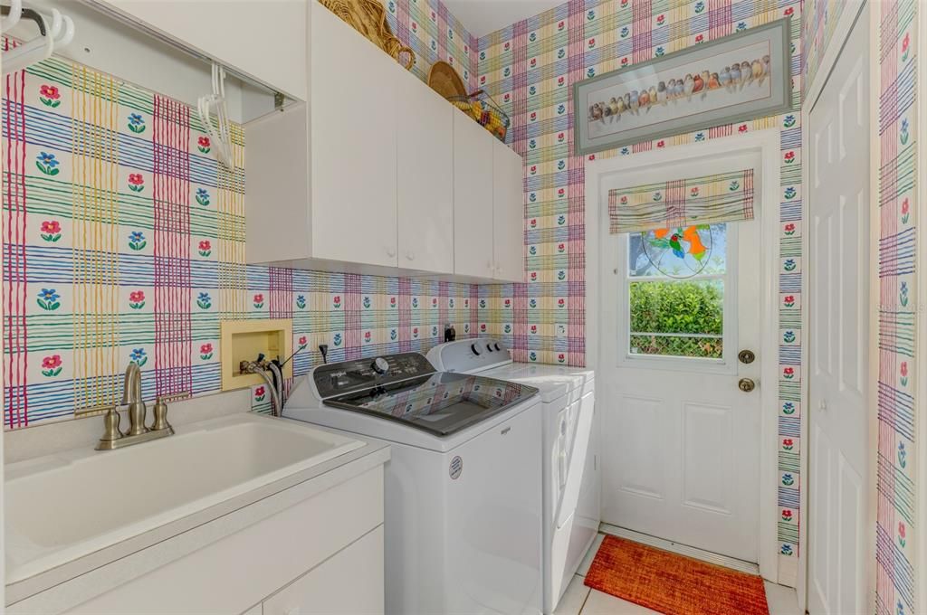 Active With Contract: $449,000 (3 beds, 2 baths, 2309 Square Feet)