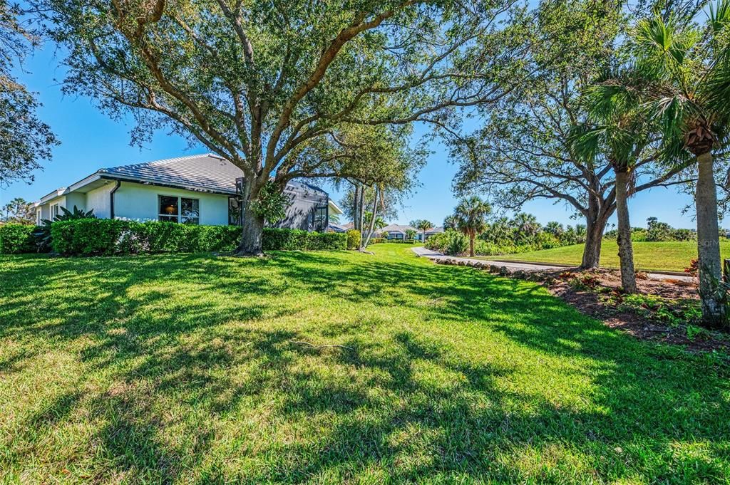 Active With Contract: $449,000 (3 beds, 2 baths, 2309 Square Feet)