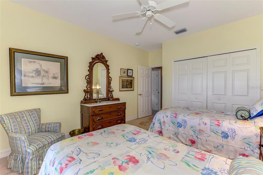 Active With Contract: $449,000 (3 beds, 2 baths, 2309 Square Feet)