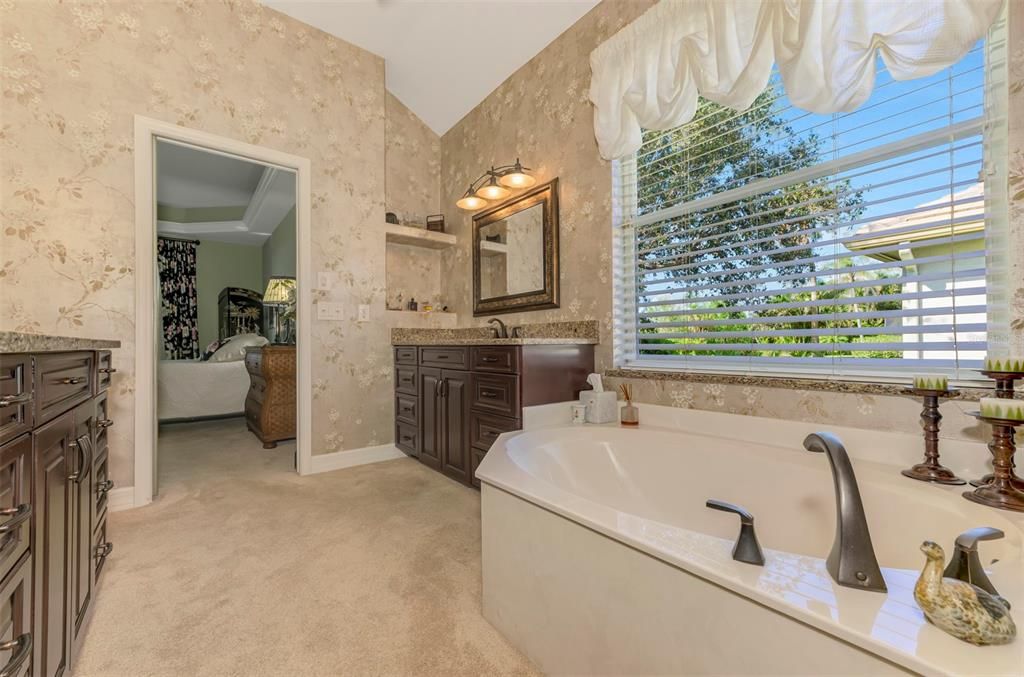 Active With Contract: $449,000 (3 beds, 2 baths, 2309 Square Feet)