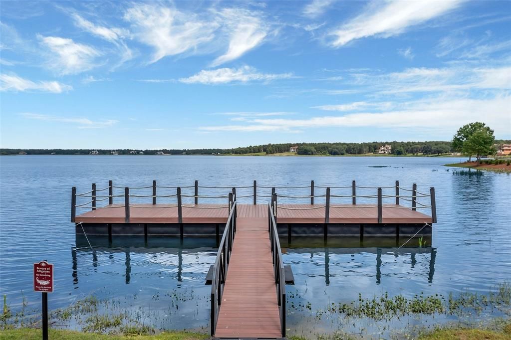 На продажу: $1,399,000 (2.77 acres)