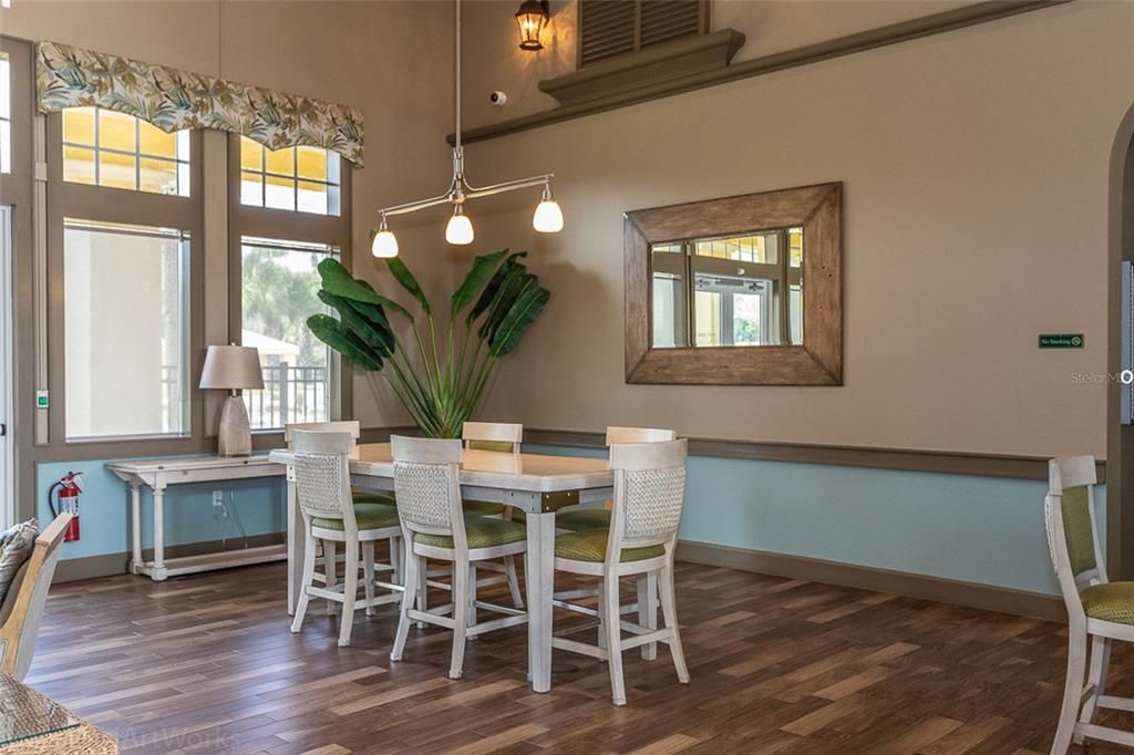 待售: $269,900 (2 贝兹, 2 浴室, 1238 平方英尺)