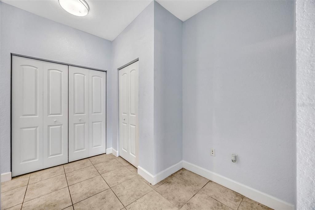 出租: $1,865 (2 贝兹, 2 浴室, 1465 平方英尺)