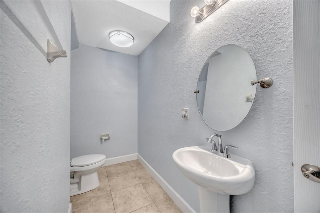 出租: $1,865 (2 贝兹, 2 浴室, 1465 平方英尺)