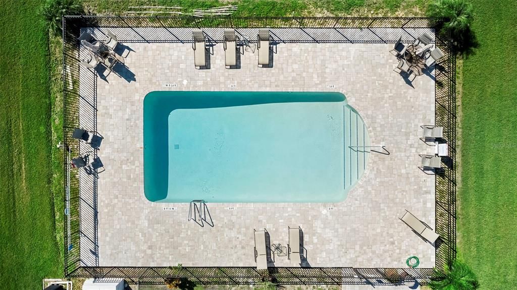 For Sale: $282,500 (2 beds, 2 baths, 1102 Square Feet)