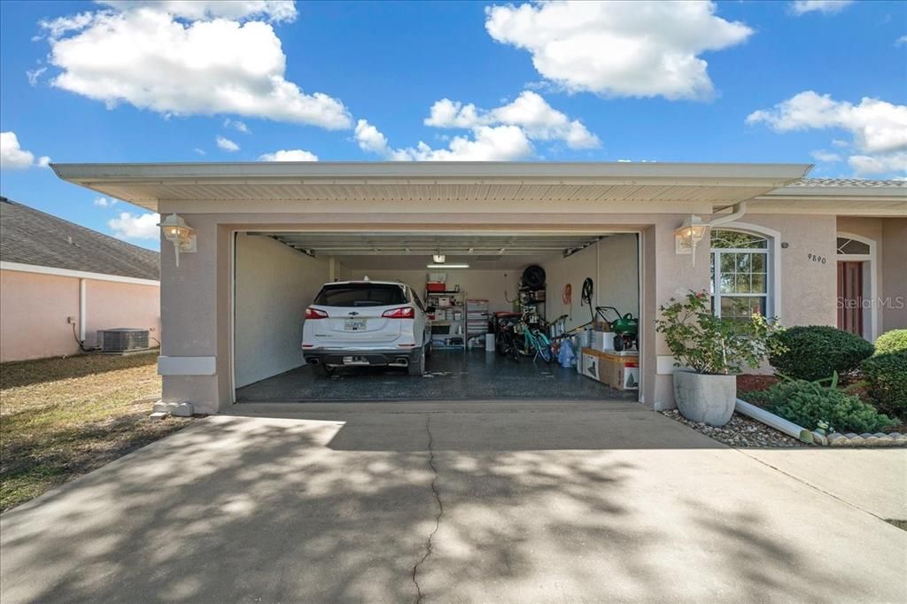 En Venta: $405,000 (4 camas, 3 baños, 3009 Pies cuadrados)