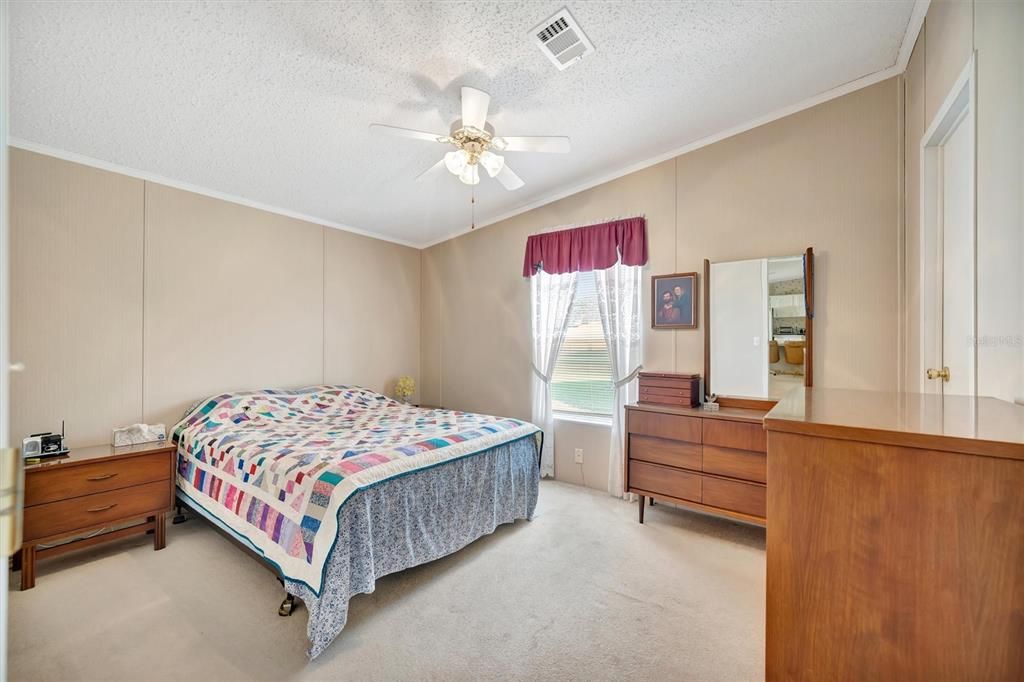 En Venta: $185,000 (3 camas, 2 baños, 1688 Pies cuadrados)