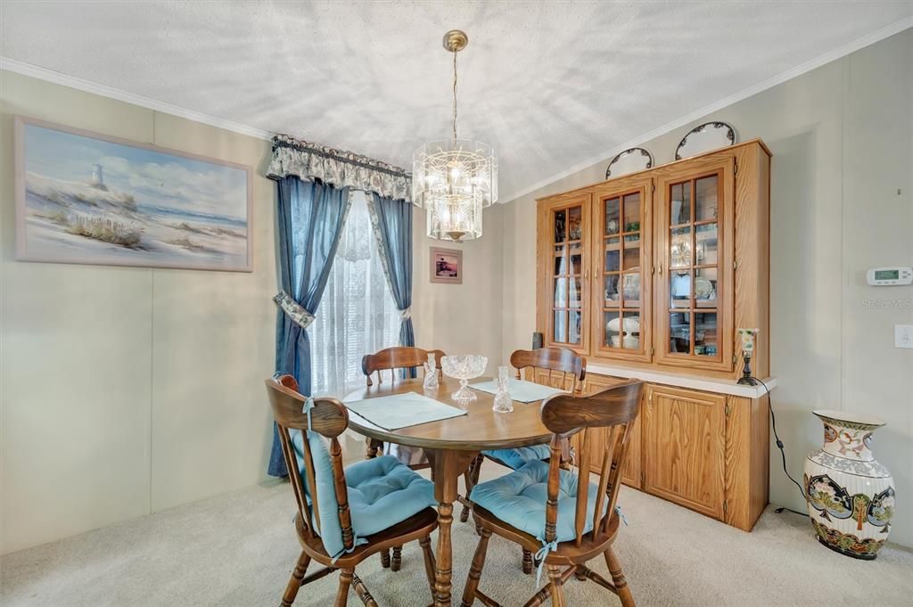 En Venta: $185,000 (3 camas, 2 baños, 1688 Pies cuadrados)