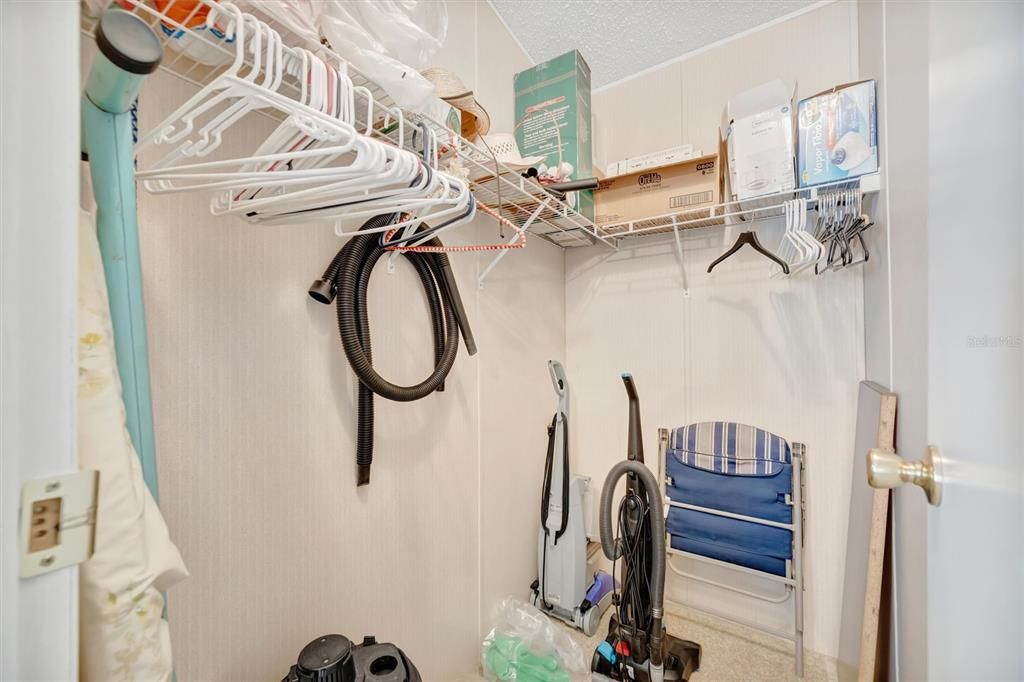 En Venta: $185,000 (3 camas, 2 baños, 1688 Pies cuadrados)