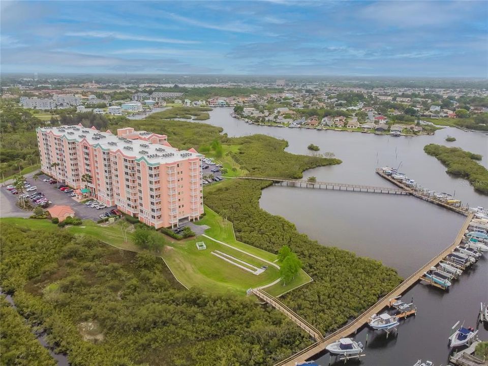 待售: $299,000 (2 贝兹, 2 浴室, 1287 平方英尺)