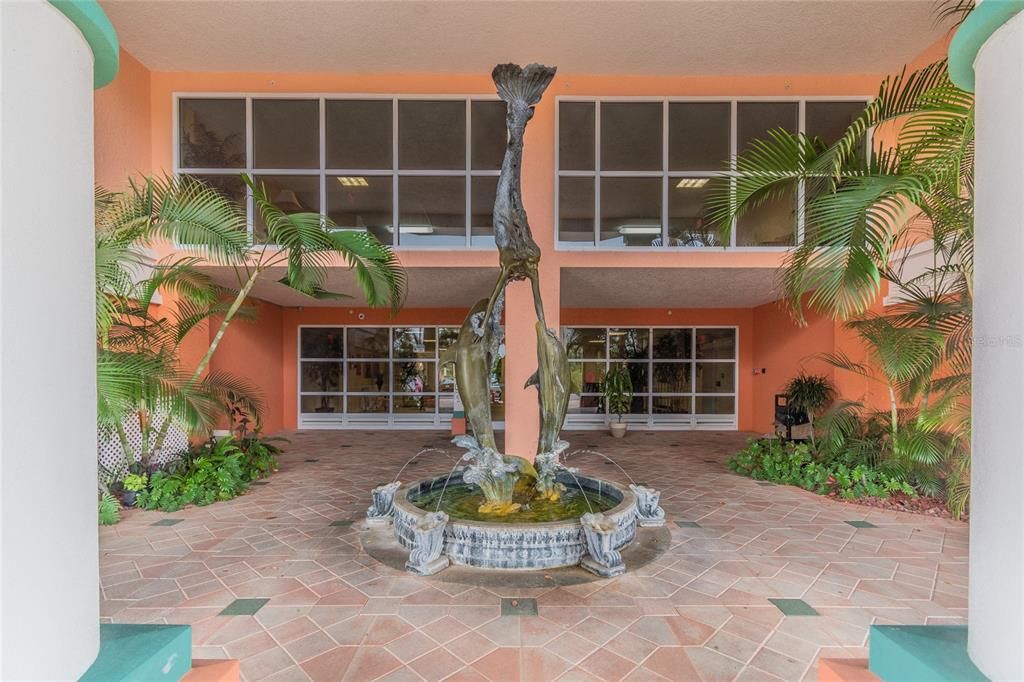 待售: $299,000 (2 贝兹, 2 浴室, 1287 平方英尺)