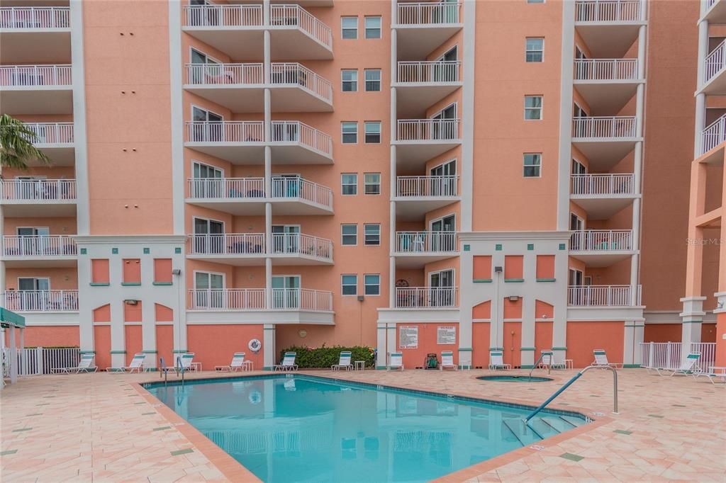 待售: $299,000 (2 贝兹, 2 浴室, 1287 平方英尺)